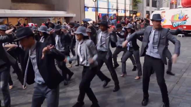 Interpretan el número de “Jump Up, Super Star!” durante el evento de lanzamiento de Super Mario Odyssey