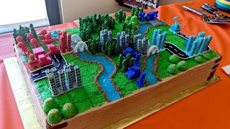 Esta es la tarta con la que los responsables de Advance Wars 1 + 2: Re-Boot Camp han celebrado su estreno